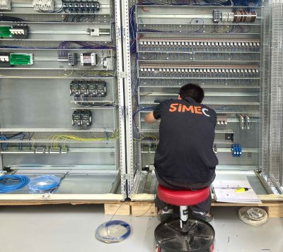 Atelier de câblage pour armoires électriques industrielles et tertiaires -  Alsace