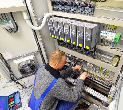 Atelier de câblage pour armoires électriques toute marque au normes NF EN 61439